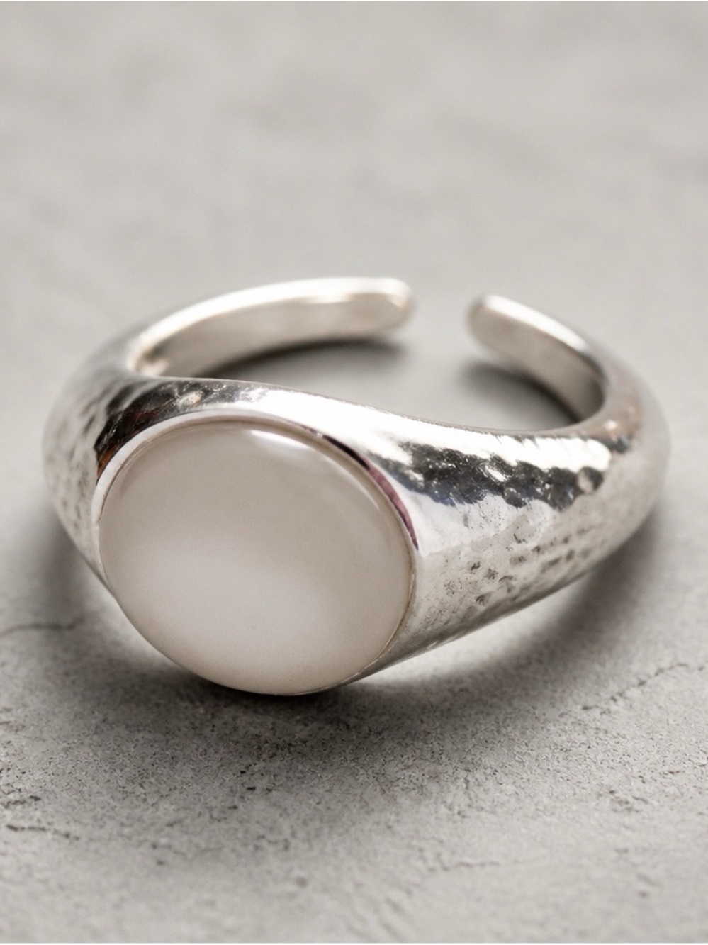 2389-59 925 Sterling Silver Adjustable Moonstone Signet Ring – Chunky Oval Gemst - Picture 4 of 6